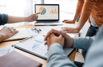 How to Create Effective CRM Strategy in 8 Steps