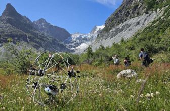 Shape-Shifting Robot For Any Terrain