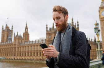 UK Watchdog Slams Apple & Google for Stifling Mobile Browser Innovation